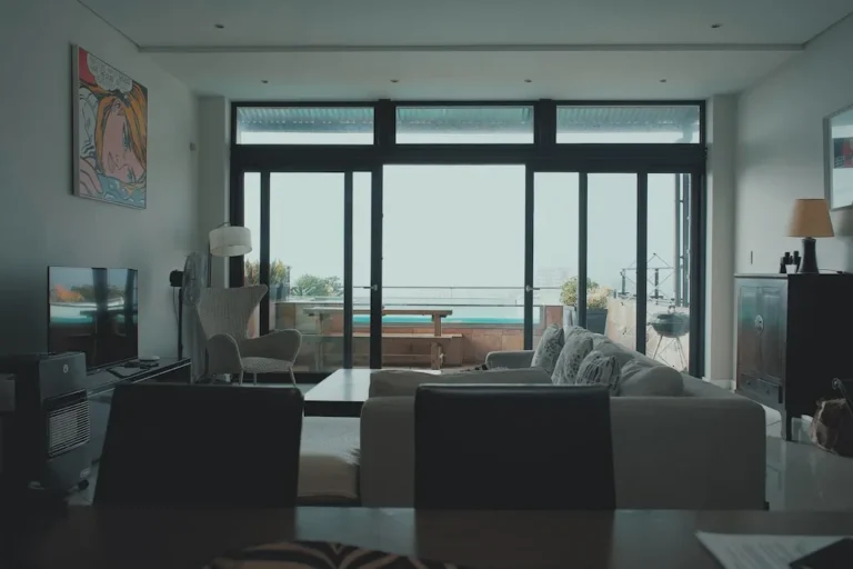 Jak sprzedać luksusową nieruchomość: Klucz do szybkiej i zyskownej transakcji